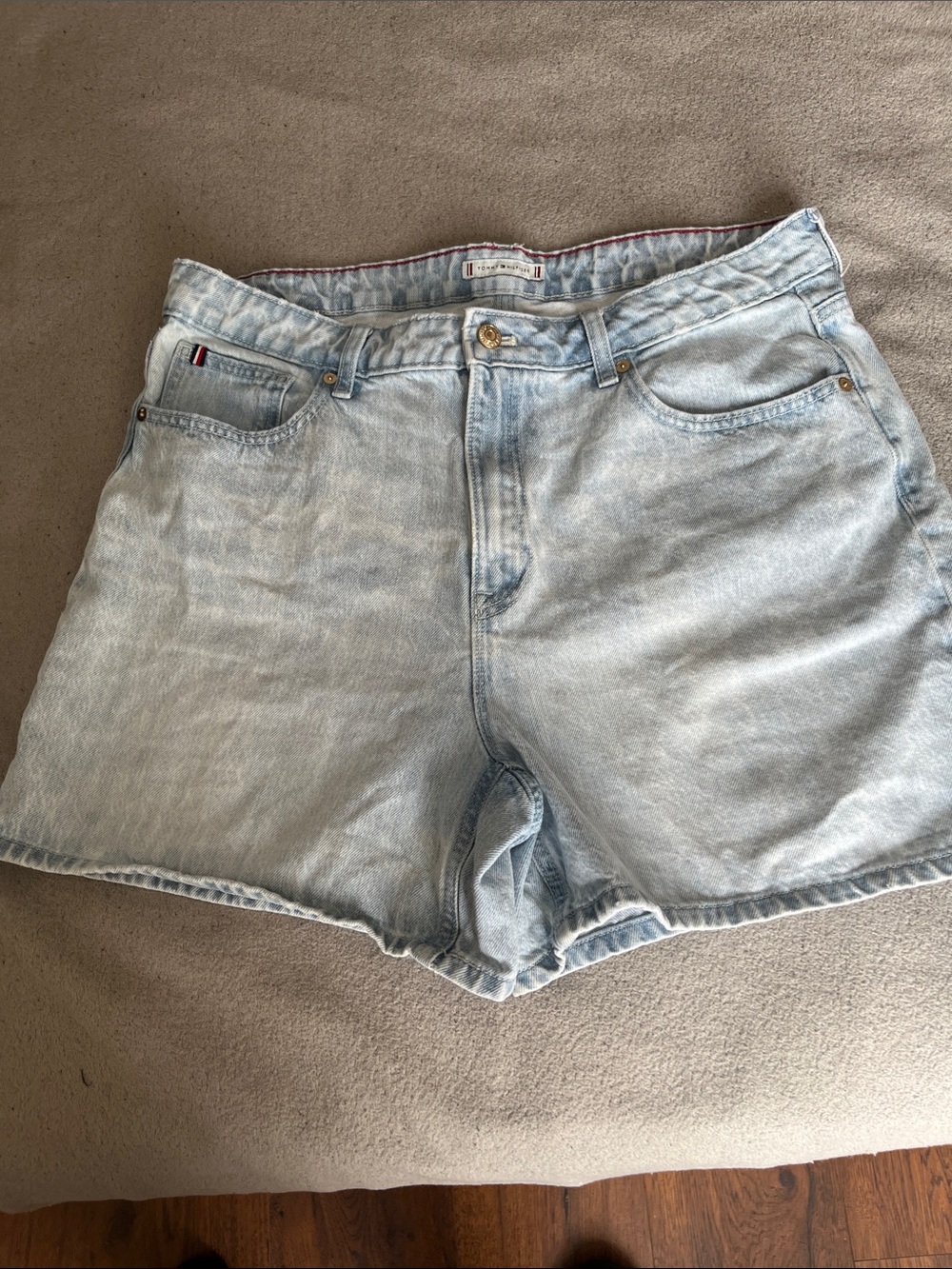 Tommy Hilfiger Faded Light Blue Denim Shorts